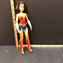 Load image into Gallery viewer, Wonder Woman figure
