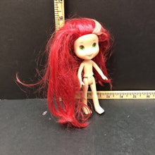 Load image into Gallery viewer, Strawberry Shortcake doll
