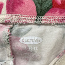 Load image into Gallery viewer, Floral strawberry leggings
