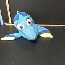 Load image into Gallery viewer, Dory plush
