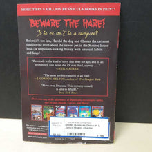 Load image into Gallery viewer, Bunnicula (Deborah &amp; James Howe) -chapter
