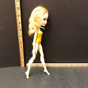 Apple white doll