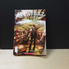 Load image into Gallery viewer, Alcatraz Versus the Evil LIbrarians (Brandon Sanderson) -chapter
