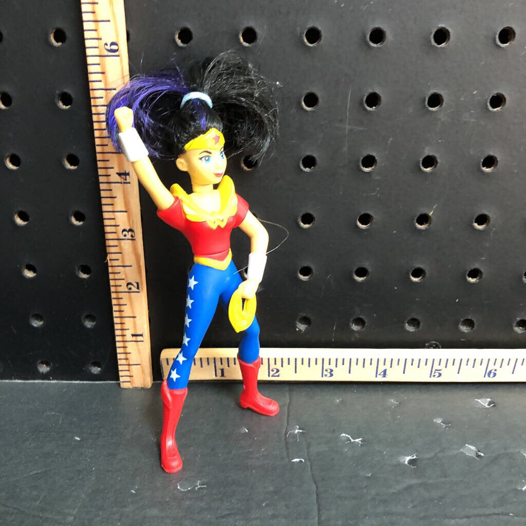 Wonder woman figure