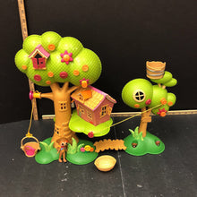 Load image into Gallery viewer, Loving family treehouse playset
