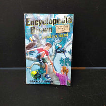 Load image into Gallery viewer, Encyclopedia Brown Lends a Hand (Donald J. Sobel) -series

