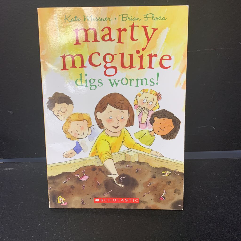 Marty McGuire Digs Worms! (Kate Messner) -series