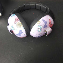 Load image into Gallery viewer, Baby Earmuffs -noise cancelling headphones Butterflies
