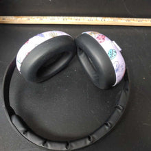 Load image into Gallery viewer, Baby Earmuffs -noise cancelling headphones Butterflies
