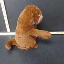 Load image into Gallery viewer, Plush beaver w./sounds
