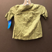Load image into Gallery viewer, button up top
