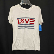 Load image into Gallery viewer, &quot;Love&quot; t shirt USA

