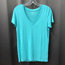 Load image into Gallery viewer, v-neck t-shirt
