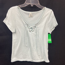 Load image into Gallery viewer, Top w/lace up neck detail
