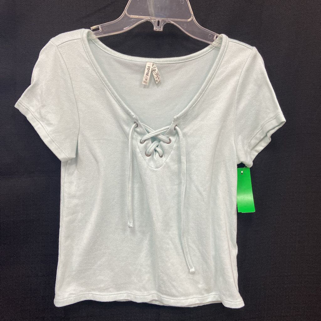 Top w/lace up neck detail