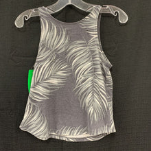 Load image into Gallery viewer, Patterned "82" tank top
