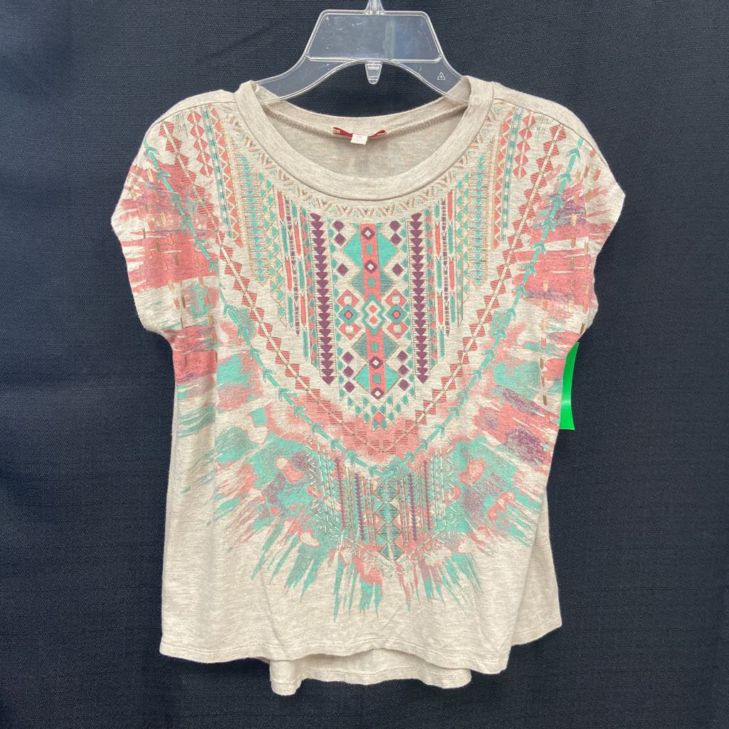 Patterned top