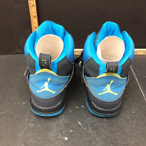 Boys Jordan Flight 45 high top basketball shoes