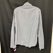 Load image into Gallery viewer, plaid button down shirt
