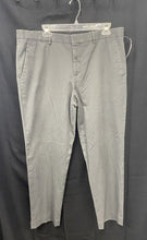Load image into Gallery viewer, Dress pants
