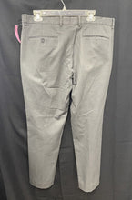 Load image into Gallery viewer, Dress pants
