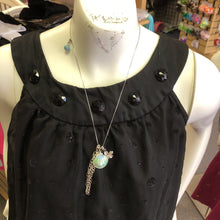 Load image into Gallery viewer, Seashell &amp; flower necklace
