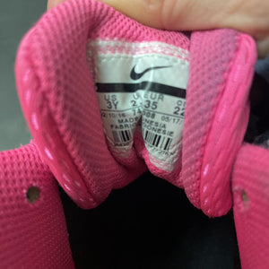 Girl Team Hustle Sneakers