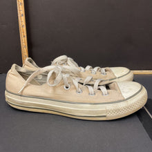 Load image into Gallery viewer, Girl Sneaker
