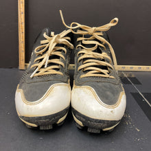 Load image into Gallery viewer, boy baseball cleats
