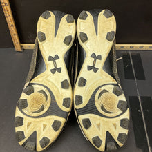 Load image into Gallery viewer, boy baseball cleats
