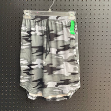 Load image into Gallery viewer, Camo skirt (new)
