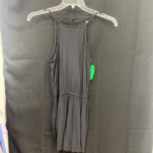 Load image into Gallery viewer, tank top outfit
