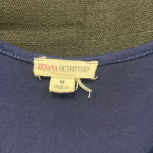 Load image into Gallery viewer, Tank top w/pocket
