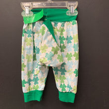 Load image into Gallery viewer, St Patrick's day 2pc clover pant &amp; hat set
