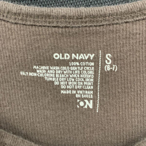 Half button top