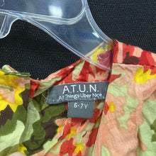 Load image into Gallery viewer, Flower dress
