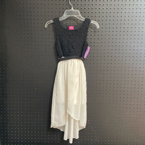 Lace dress w/flowy skirt & sash