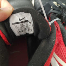 Load image into Gallery viewer, Boys Team Hustle 08 sneakers
