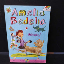 Load image into Gallery viewer, Amelia Bedelia Unleashed (Herman Parish) -series
