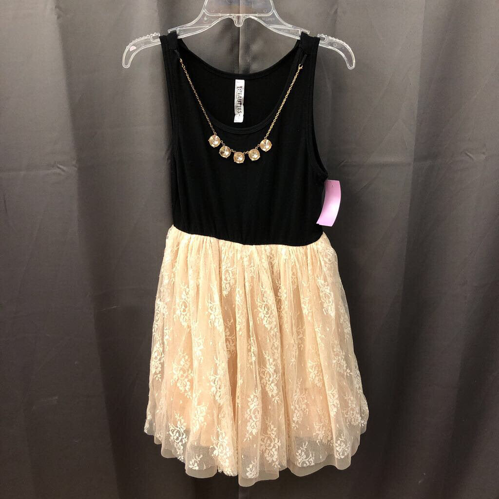 Lace skirt dress w/gemstone necklace