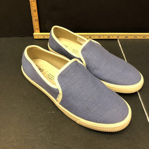 Girls slide on shoes
