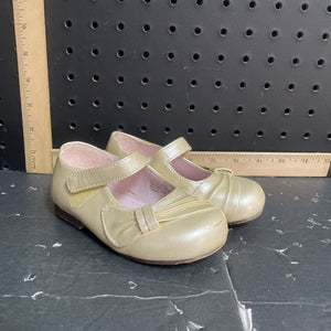Girls flats