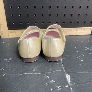 Girls flats