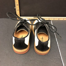 Load image into Gallery viewer, Boys Oxford shoes
