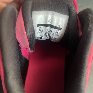 Girls Jumpman Team 2 sneakers