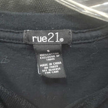 Load image into Gallery viewer, "Revolution" crop top
