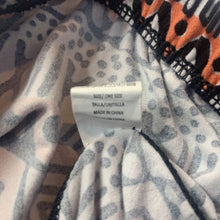 Load image into Gallery viewer, Pattern Leggings
