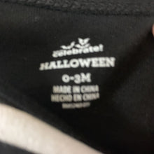 Load image into Gallery viewer, Pirate skull tutu onesie (Halloween)
