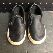 Load image into Gallery viewer, Girls Slip On Shoes
