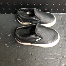Load image into Gallery viewer, Girls Slip On Shoes
